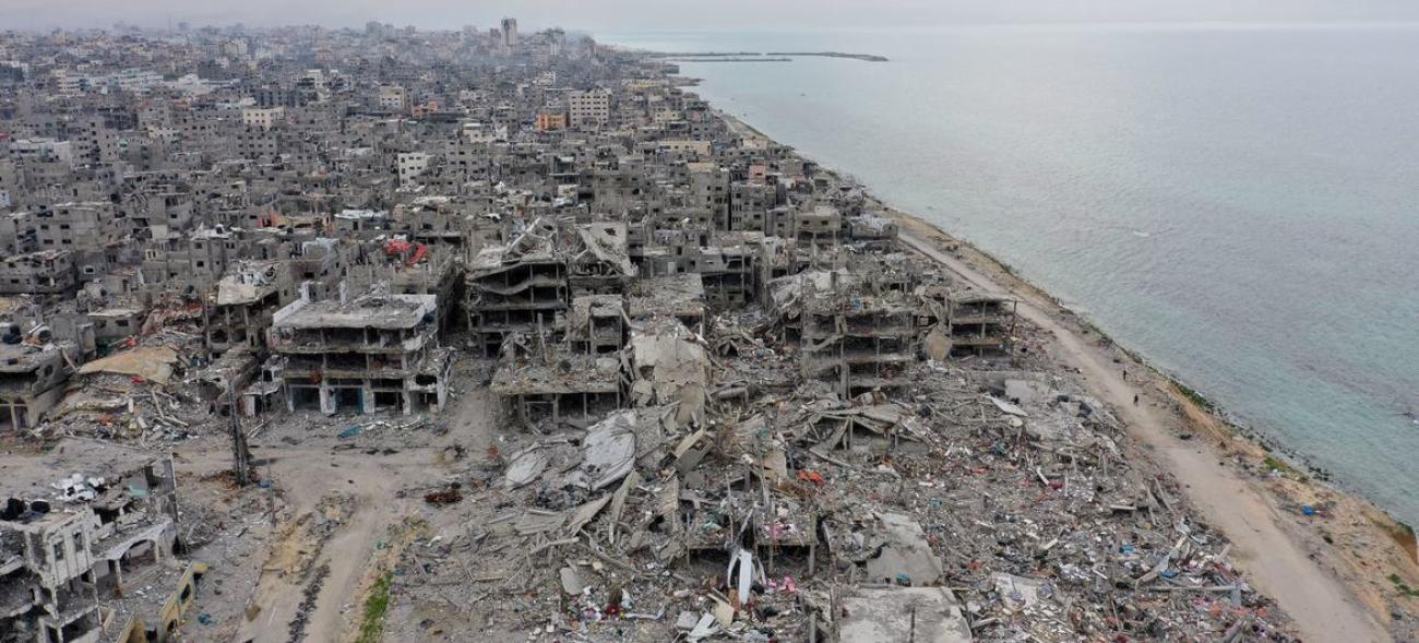 الأونروا: أكثر من 61 مليون طن من الأنقاض تغطي غزة