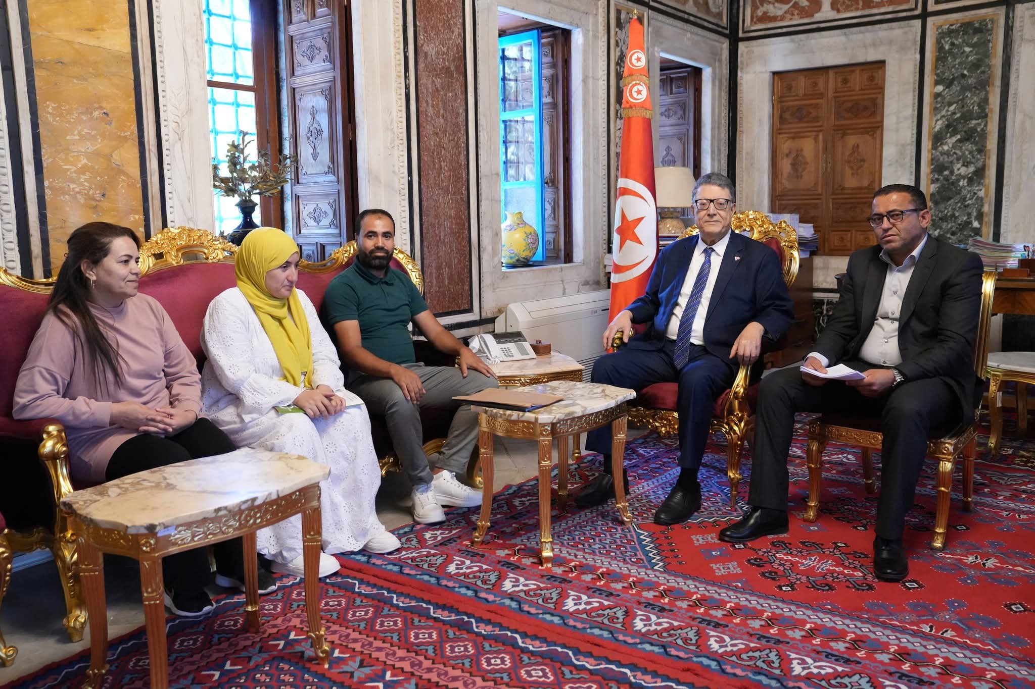 ممثلون عن حاملي الشهادات العليا المنتفعين بمقاسم فلاحية من الأراضي الدولية يطالبون بإعفائهم من معاليم كرائها