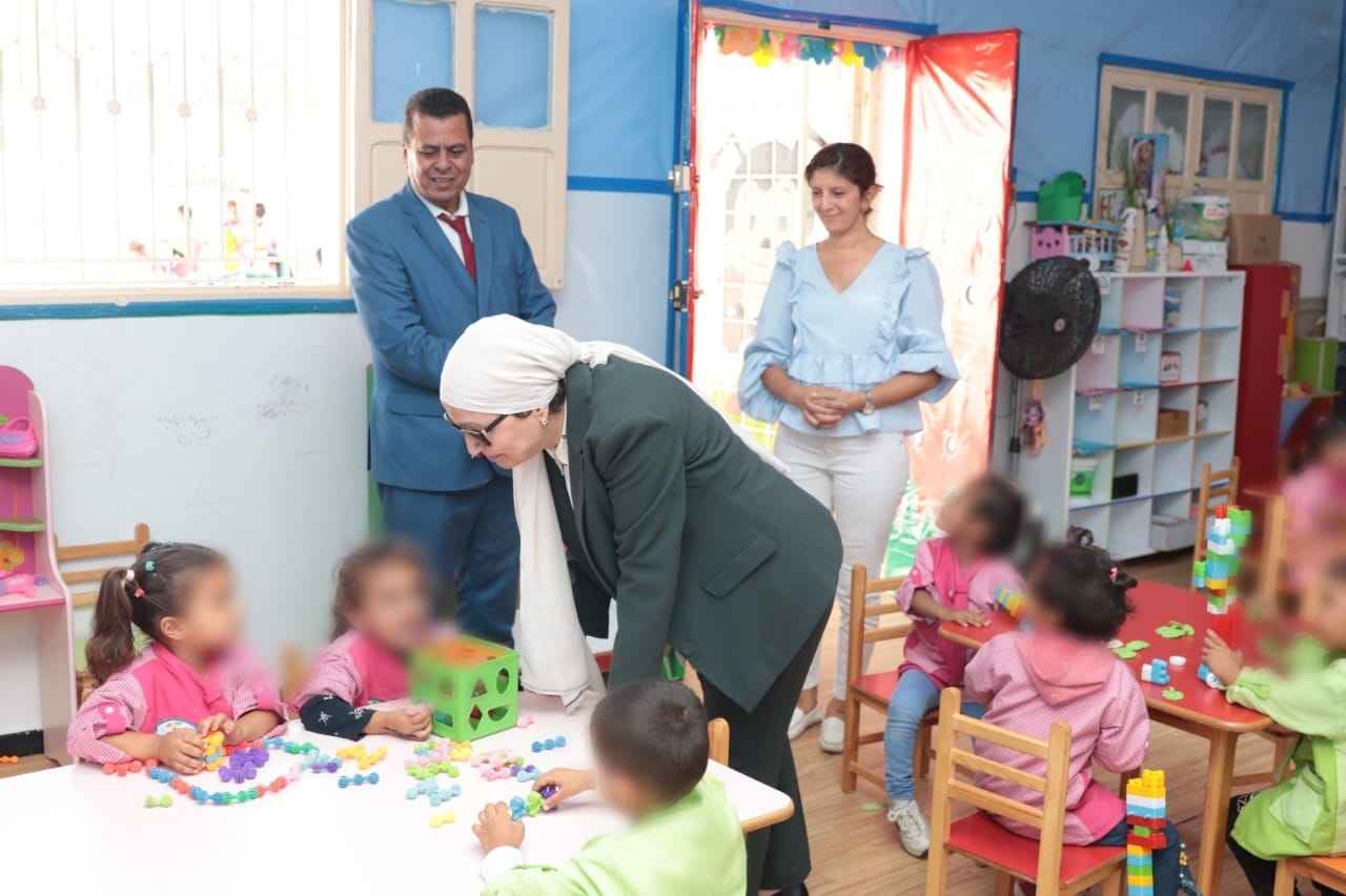 وزيرة الأسرة تؤدّي زياتي تفقّد غير معلنتين إلى مركز " الأمان " بسوسة والروضة العمومية بالنفيضة