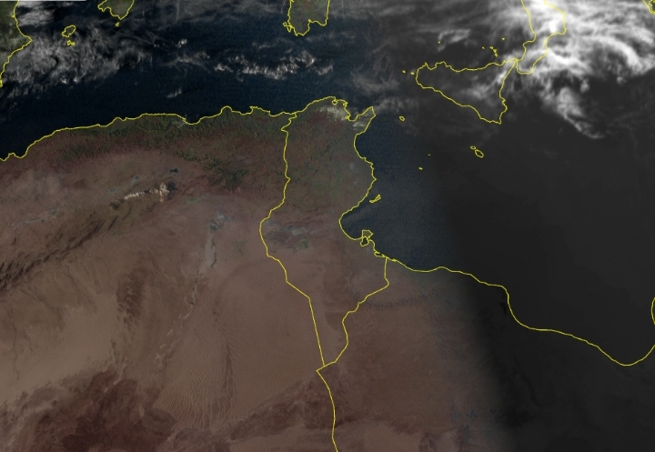 ظهور سحب عابرة بأغلب الجهات ليل السبت