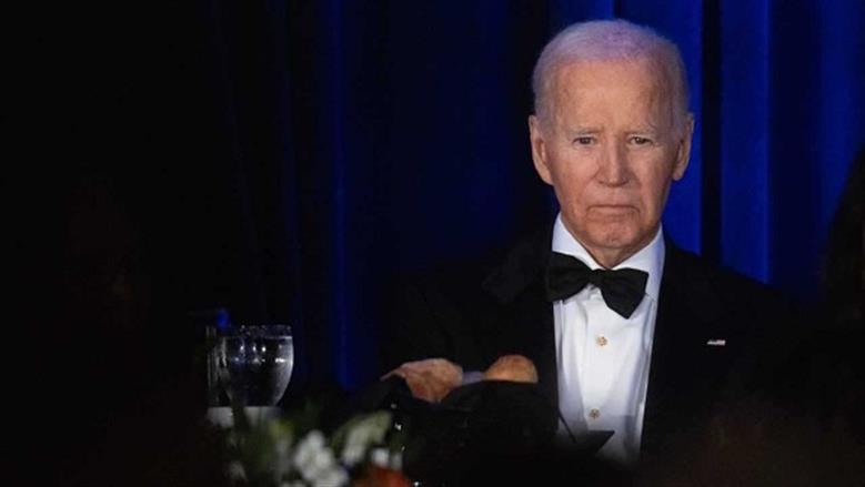 بايدن يصف المرحلة الحالية بأنها «أيام حالكة» ويدعو الأمريكيين إلى التمسك بالأمل