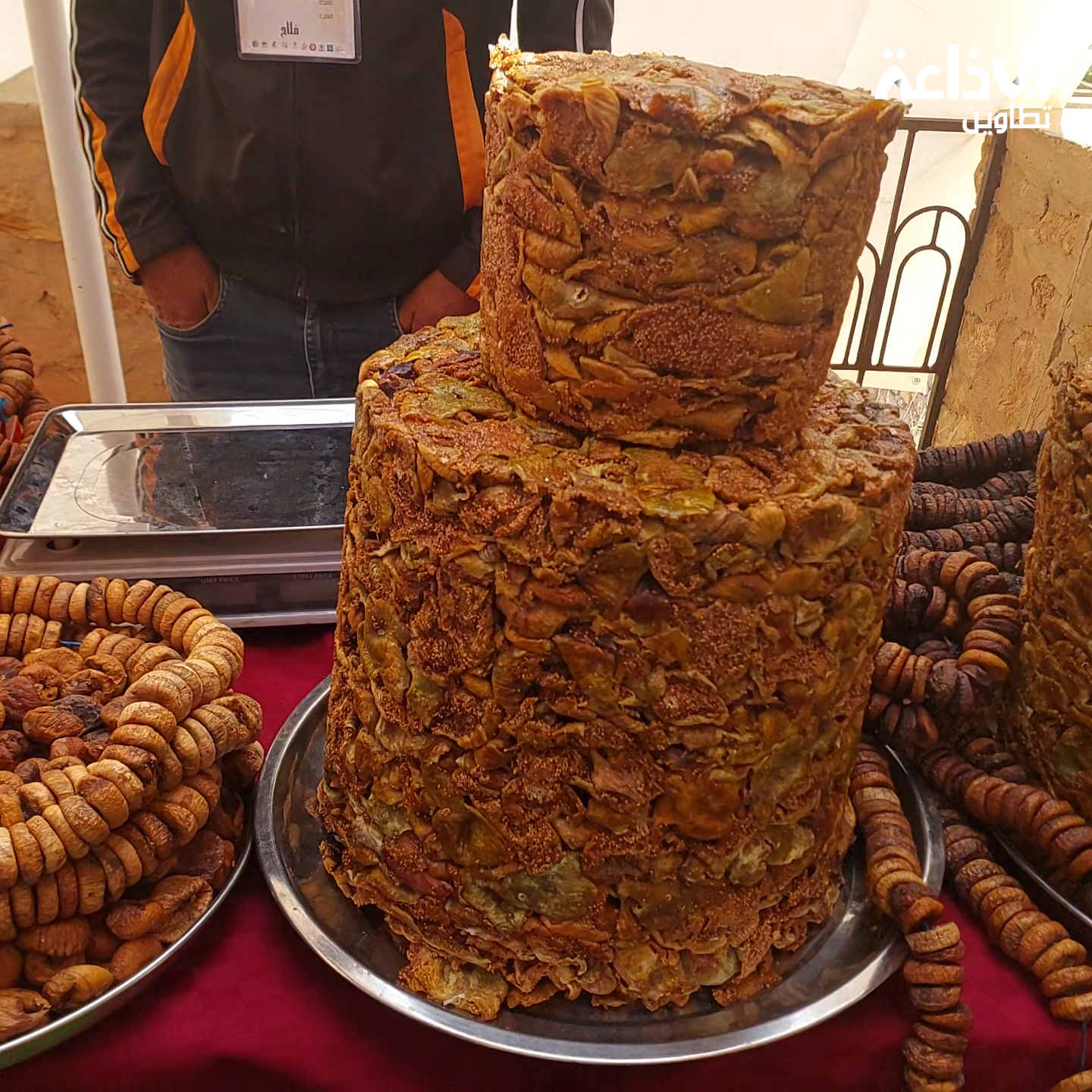 مهرجان الغربوز (التين المجفف) ببني خداش : جولة داخل معرض المنتوجات الفلاحية.