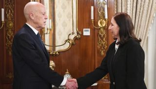 لدى  استقباله رئيسة الحكومة  سعيد يؤكد على الدور الإجتماعي للدولة ومضيها قدما في فتح أفاق رحبة لكل من عان من التنكيل والتجويع