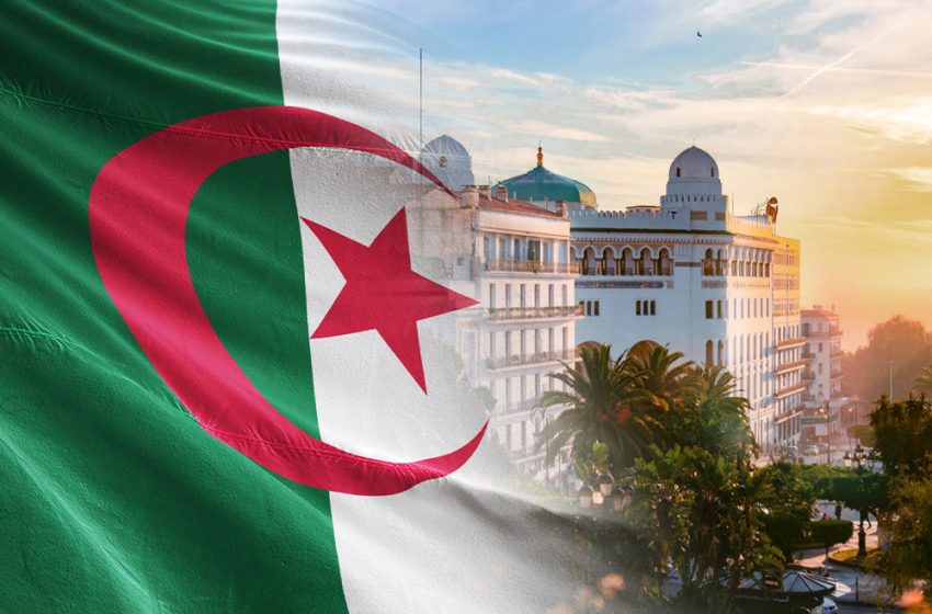 الجزائر : 31 جريحا في حادث مرور