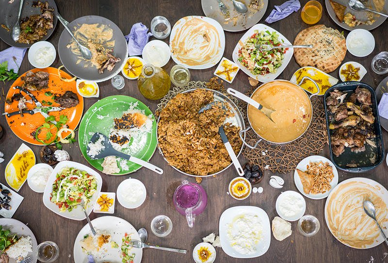 وزير التجارة وتنمية الصادرات يعلن عن الإنطلاق في إعداد الإستراتيجية الوطنية للحد من التبذير الغذائي