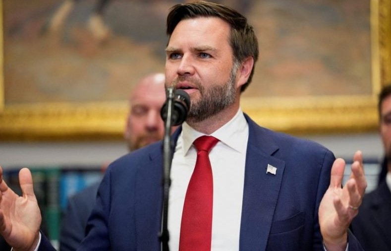 نائب الرئيس الأمريكي:  وقف إطلاق النار في غــــــــــزة صامد رغم الغارات الصهيونيـــــــة