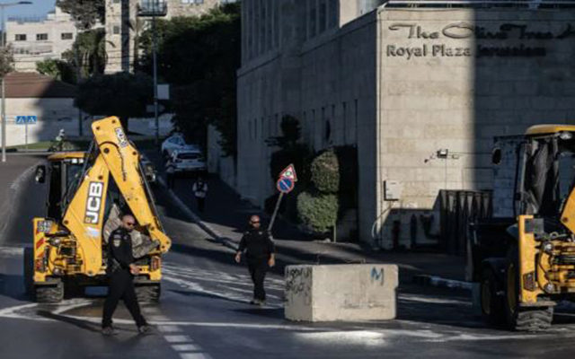 الاحتلال الصهيوني يغلق مدينة القدس