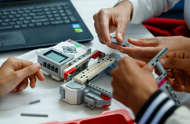 فرع تطاوين لمدينة العلوم بتونس: انطلاق نادي الروبوتيك الأحد المقبل