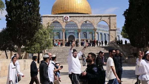 أكثر من ألف مستوطن يقتحمون الأقصى