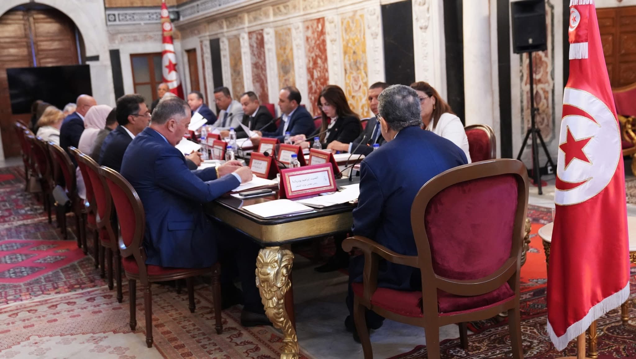 جلسة عامة يوم 16 ديسمبر للمصادقة على مبادرة تشغيل خريجي الجامعات ممن طالت بطالتهم