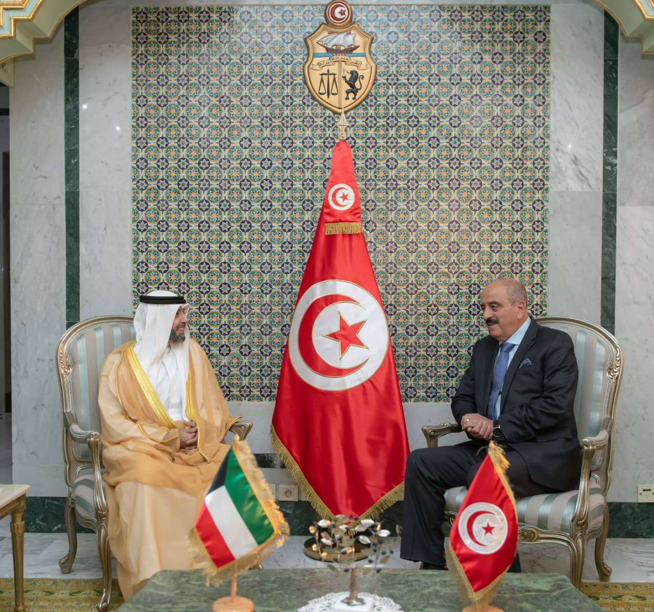 وزير الخارجيّة يتسلّم رسالة خطيّة موجهة الى رئيس الجمهورية من أمير دولة الكويت