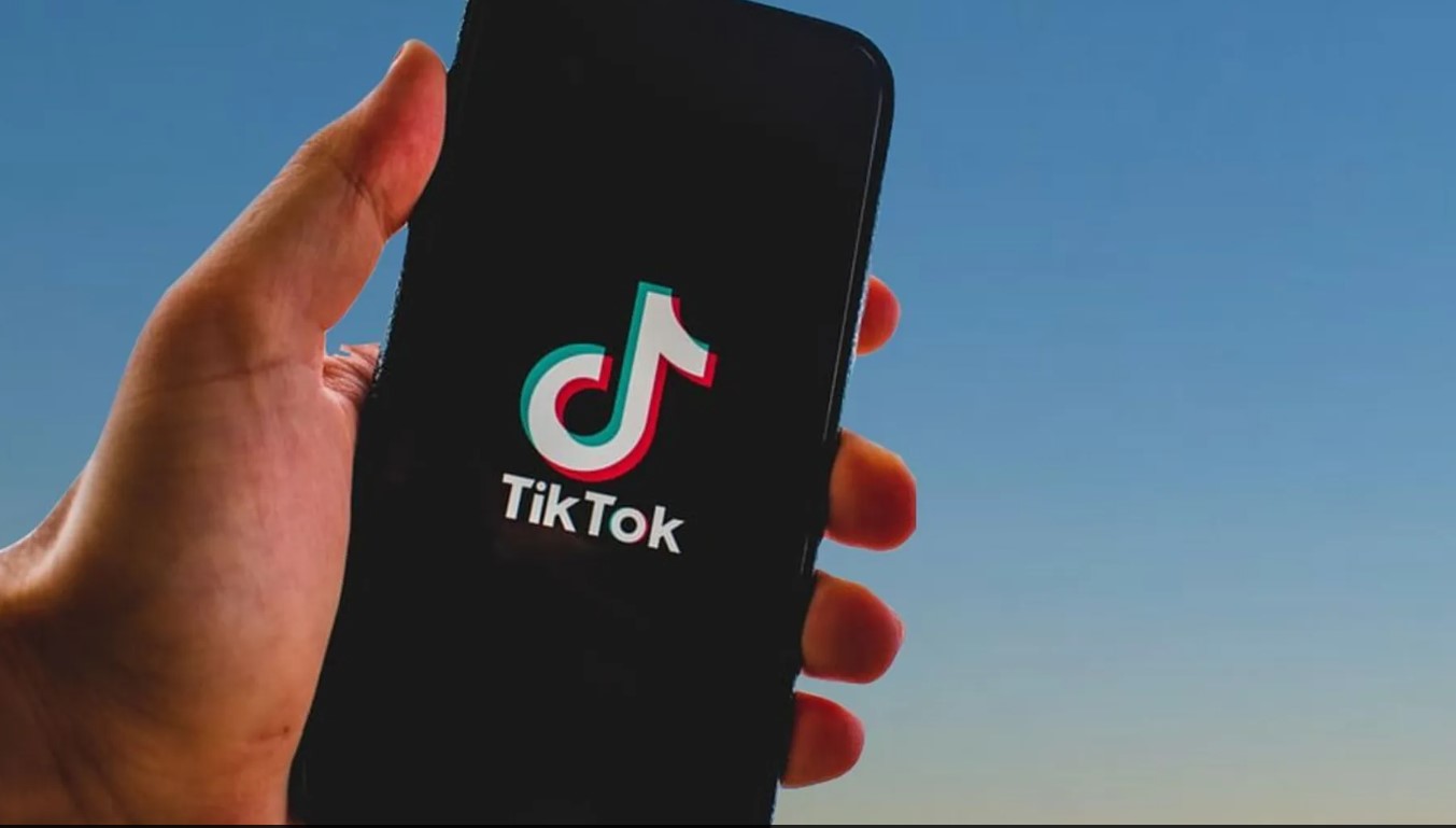 وزير الخزانة الأمريكي: ’’الصين وافقت على اتفاق لنقل ملكية تطبيق تيك توك’’