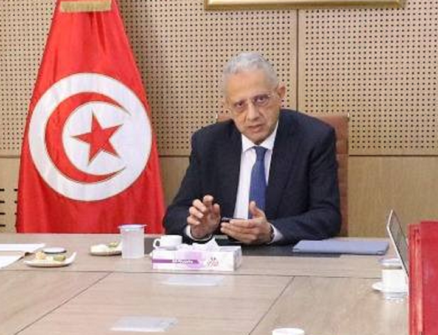 وزير الصحة يعلن عن احداث هيئة وطنية تسهر على ضمان نفاذ المرضى إلى الادوية بطريقة منصفة