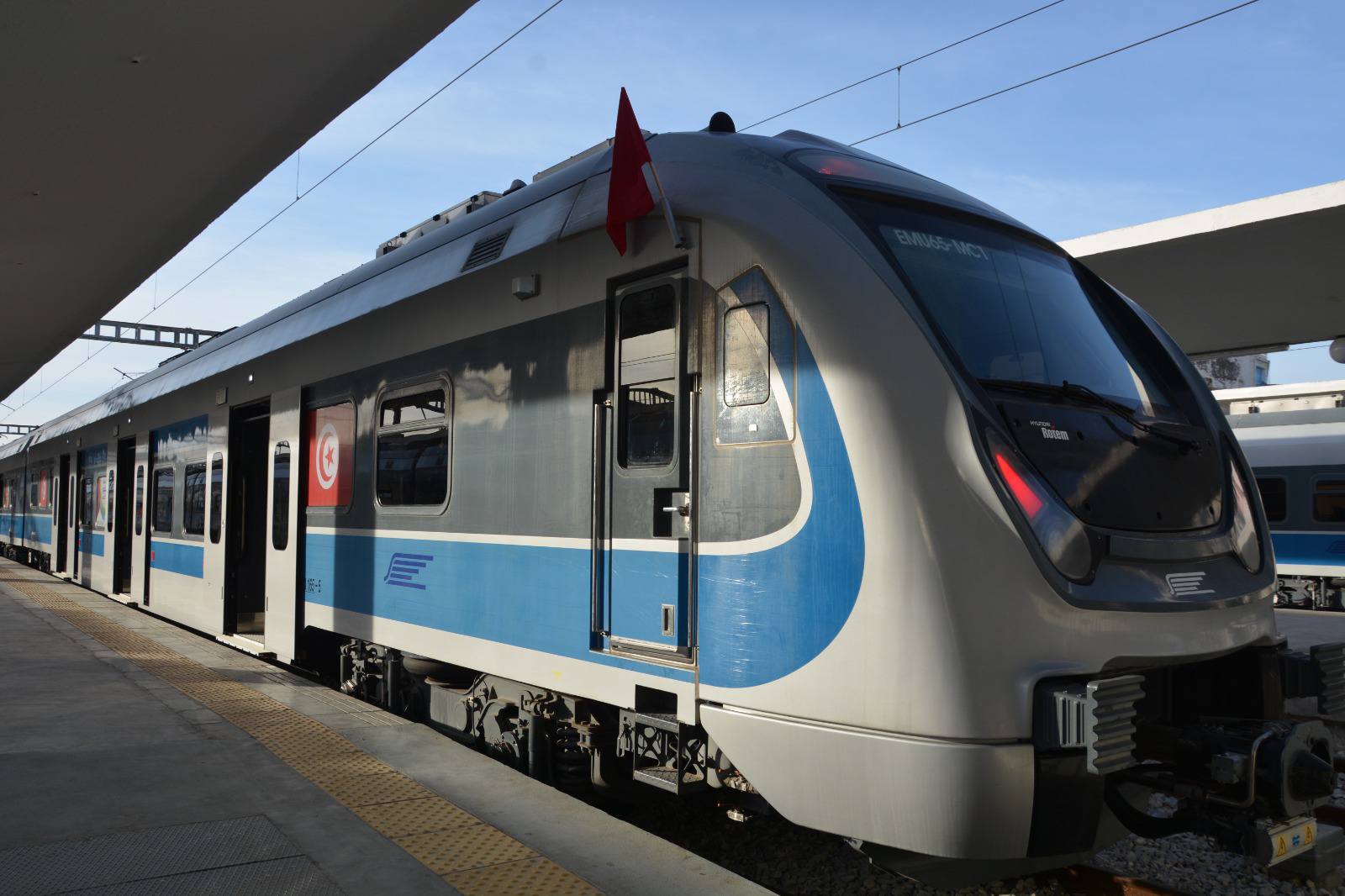 اعتماد برمجة جديدة لاوقات قطارات خط تونس-القباعة انطلاقا من غد السبت بسبب الاشغال على مستوى محطة باردو