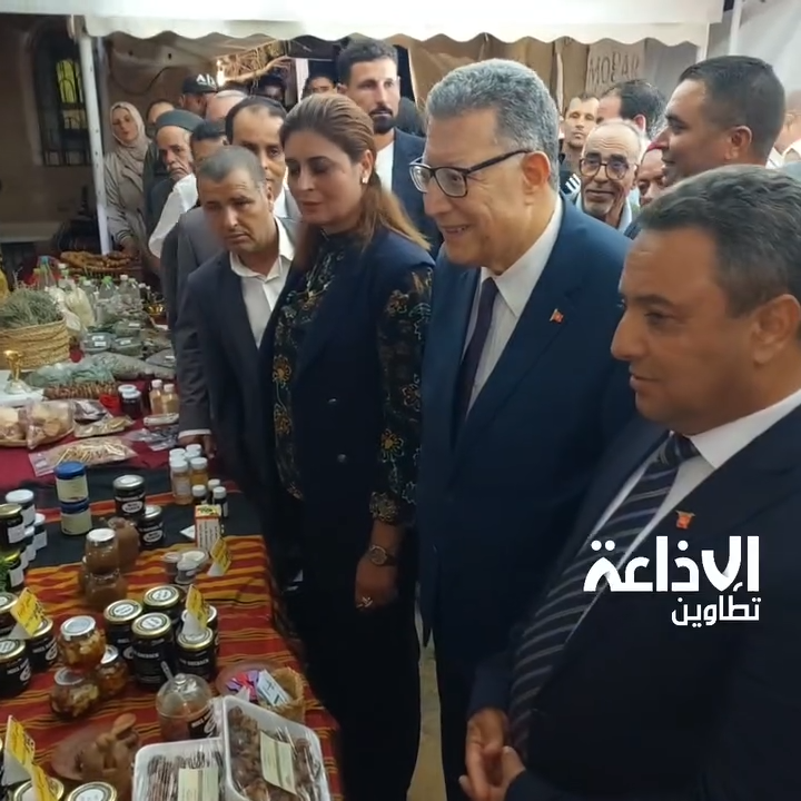 رئيس البرلمان يشرف على اختتام الدورة الثامنة لمهرجان الغربوز