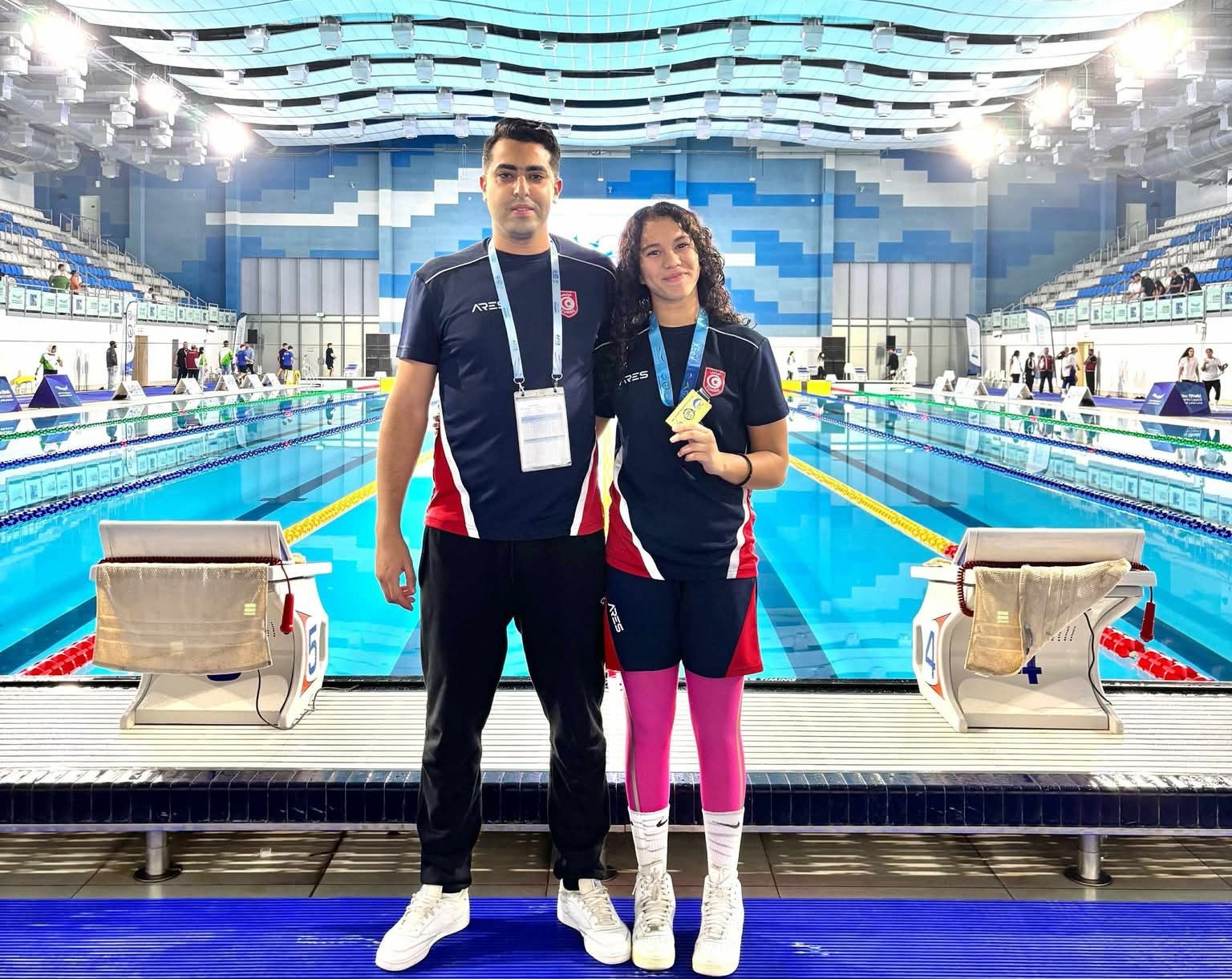 كاس العالم للسباحة بالزعانف (جولة ابوظبي) التونسية سارة بن احمد تحرز ذهبية سباق 400م زعانف ثنائية