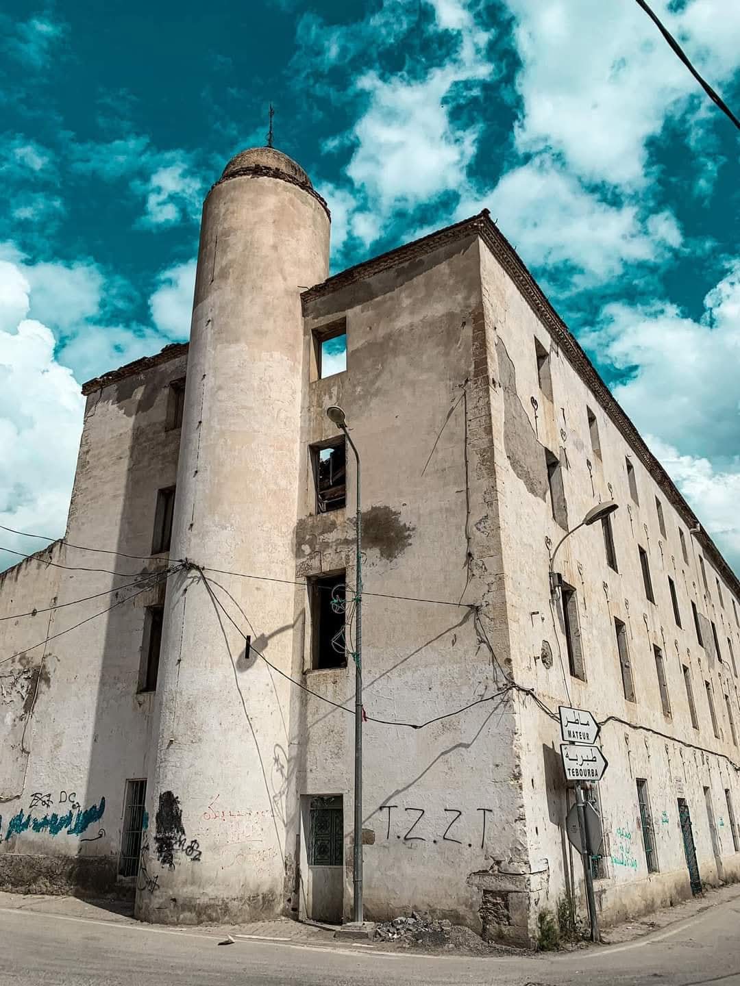 انطلاق دراسات أشغال هدم جزء متداع للسقوط ب "القشلة "