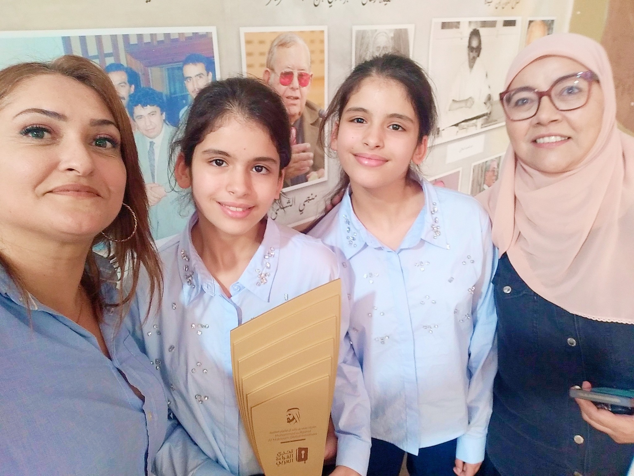 برنامج مراية : استضافة السيدة ايناس رحو والدة بيسان وبيلسان كوكة اللّتين فازتا بالجائزة الأولى لمسابقة تحدّي القراءة العربي