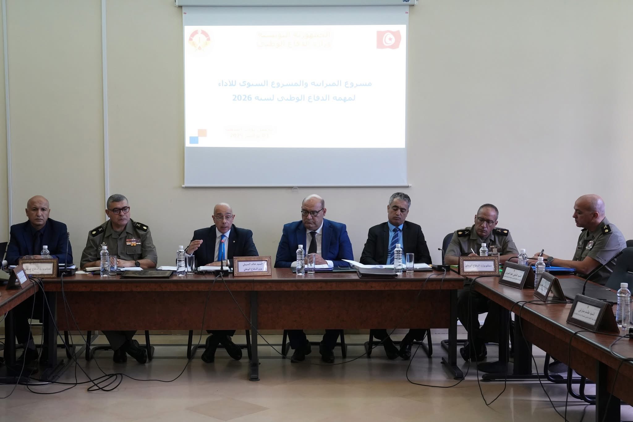 وزير الدفاع الوطني في جلسة استماع بالبرلمان: مشروع ميزانية مهمة الدفاع الوطني لسنة 2026 يشهد تطورا بنسبة 13 بالمائة