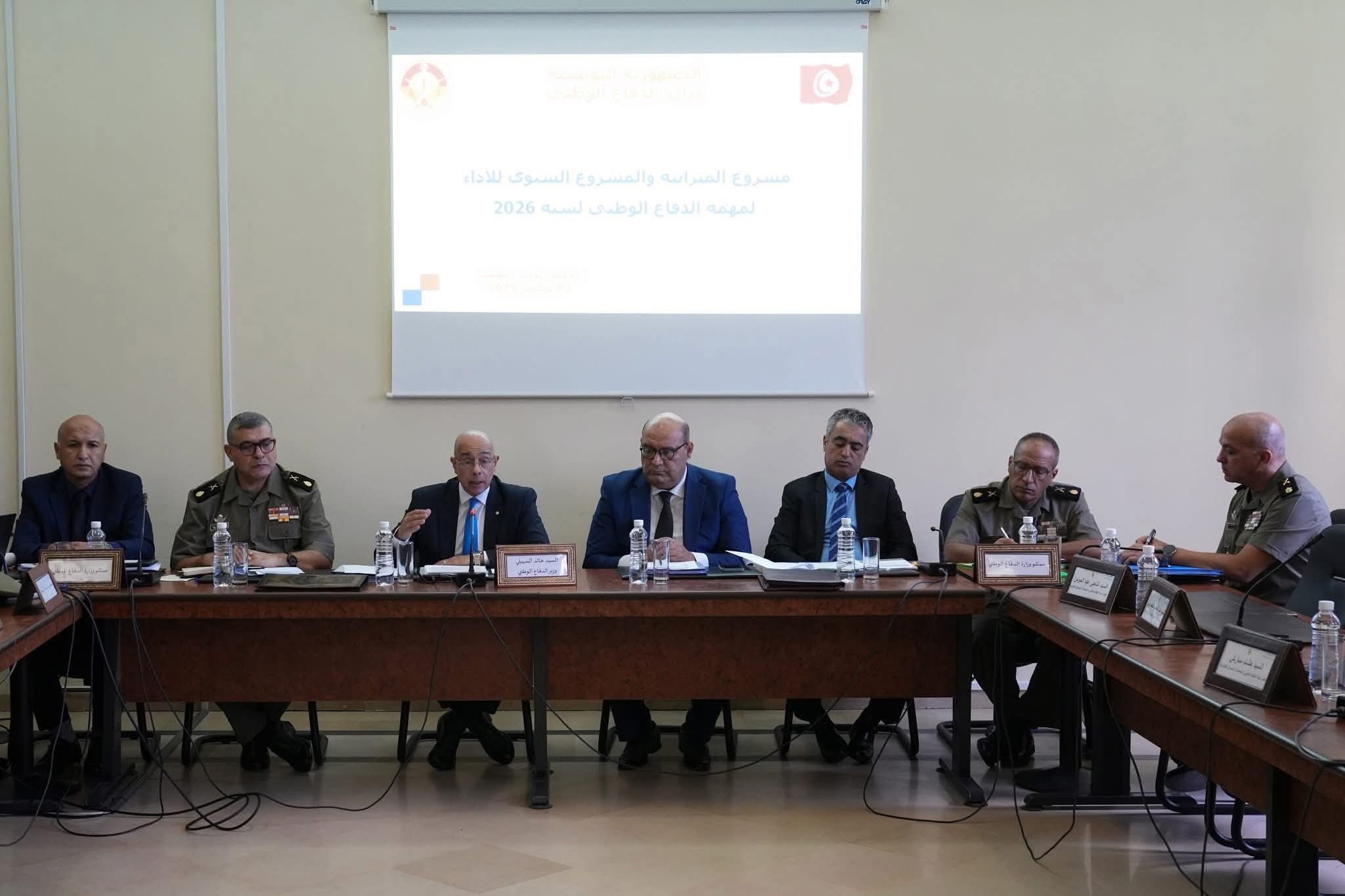 وزير الدفاع: مشروع ميزانية الوزارة لسنة 2026 يشهد تطورا بنسبة 13 %