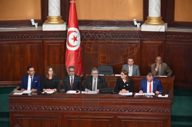 رئيس مجلس الجهات والأقاليم : توجهات مشروع قانون المالية تؤكّد "الحرص على وضع المواطن في قلب العملية التنموية