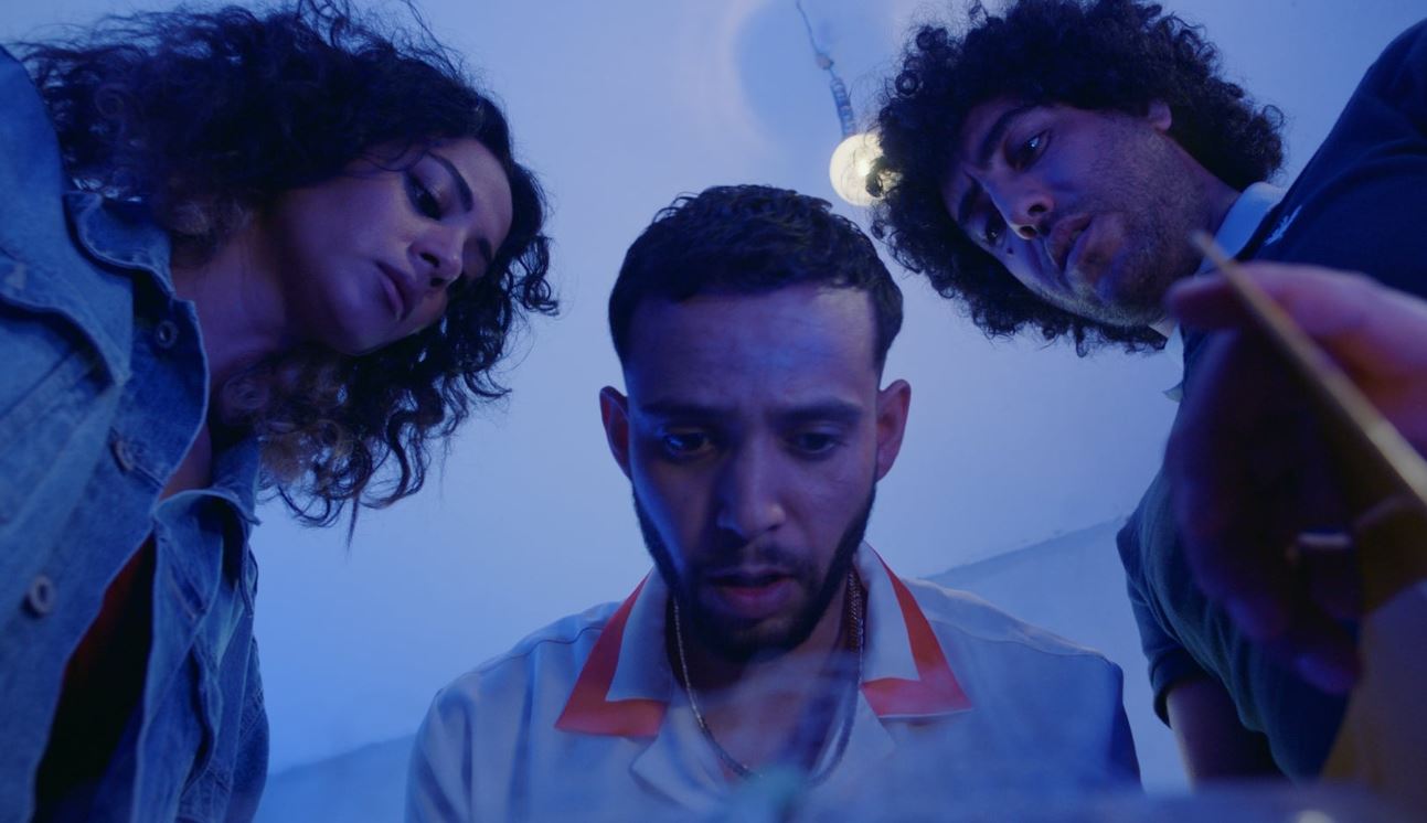 محمد أمين حمزاوي يفوز بجائزة أحسن دور رجالي في مهرجان وهران الدولي للفيلم العربي