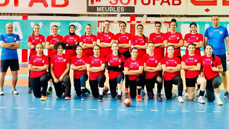 البطولة العربية للاندية لكرة اليد للسييدات (الدور ربع النهائي): نادي الرياضة النسائية بالمكنين الى نصف النهائي