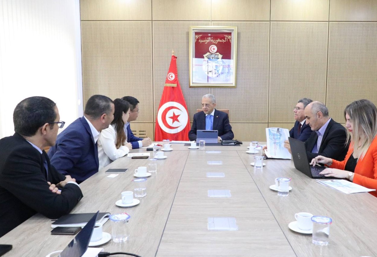 بحث سبل تعزيز التعاون التكنولوجي محور لقاء بين وزير الصحّة و وفدٍ من شركة هواوي