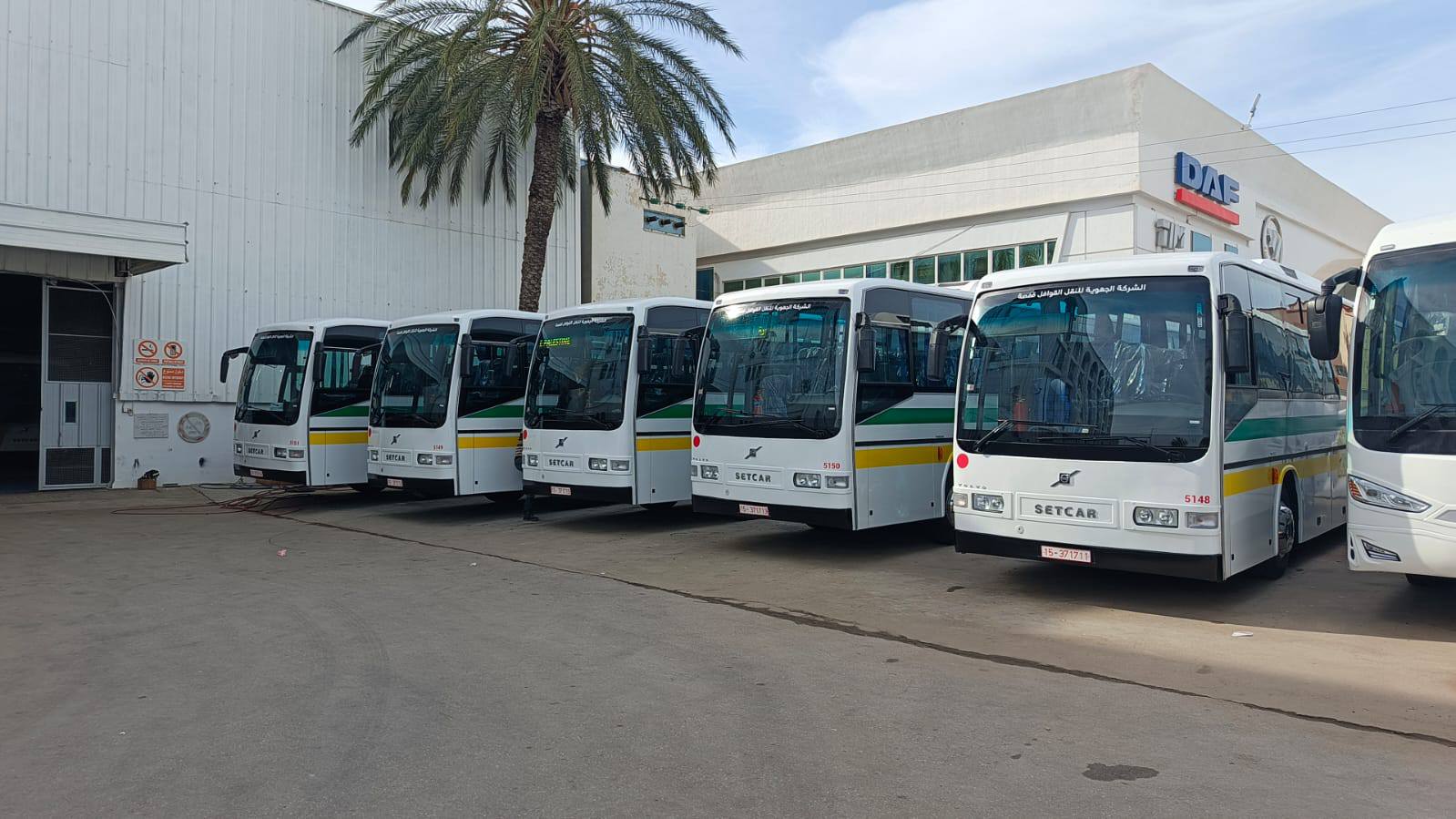 قيمتها تناهز 3.085 ألف دينار: الشركة الجهوية للنقل القوافل بقفصة تتسلّم 5 حافلات رفاهة مكيّفة