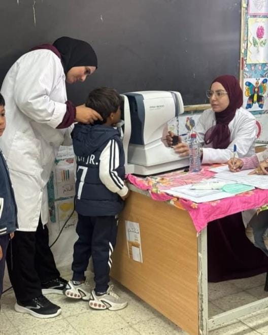 50 طفلا من بئر مشارقة ينتفعون بخدمات اليوم الوطني الثاني للصحة البصرية وصحة الفم.
