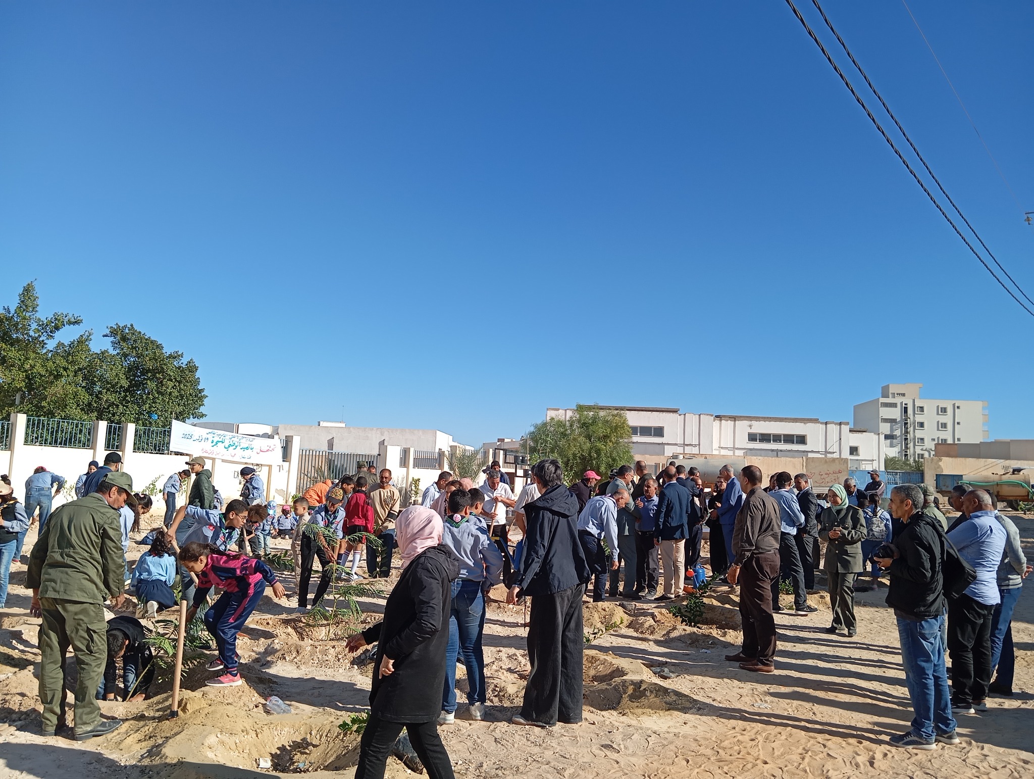 قابس - العيد الوطني للشجرة: حملة تشجير جهوية أمام المركز القطاعي للتكوين في البناء والتنقيب