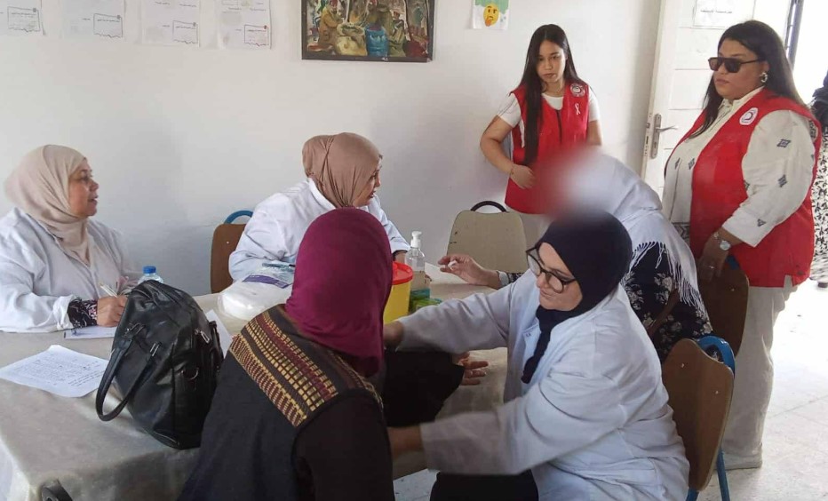 منوبة: 200 منتفع في قافلة صحية بمدرسة نهج البلدية