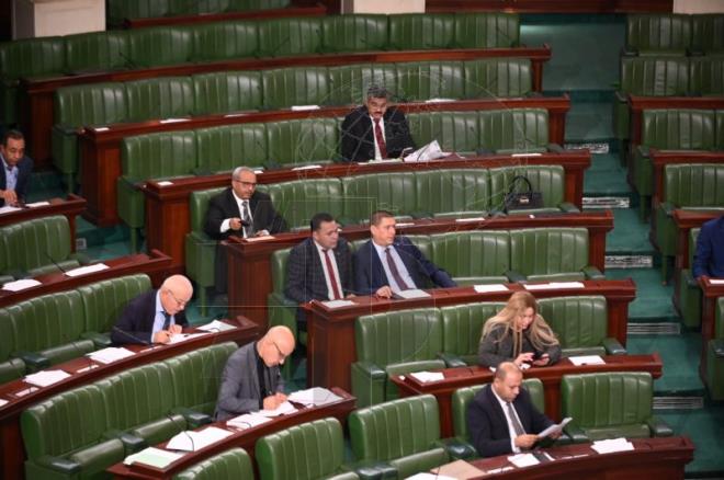 وزير الداخلية: الوحدات الأمنية تعمل على تأمين الشريطين الحدوديين البري والبحري للتصدي للهجرة غير النظامية وتواصل العمل على تفكيك شبكات الاحتكار والمضاربة