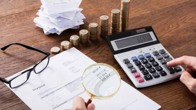  مدير عام الشرطة الجبائية : حجم التهرب الضريبي بلغ 1800 م د في صناعة وتجارة الخمور بتونس و1700 م د في التجارة الالكترونية