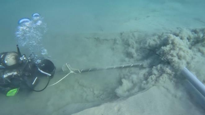 فريق من المعهد الوطني للتراث يستكشف مسار "الكابل البحري للاتصالات ميدوزا"