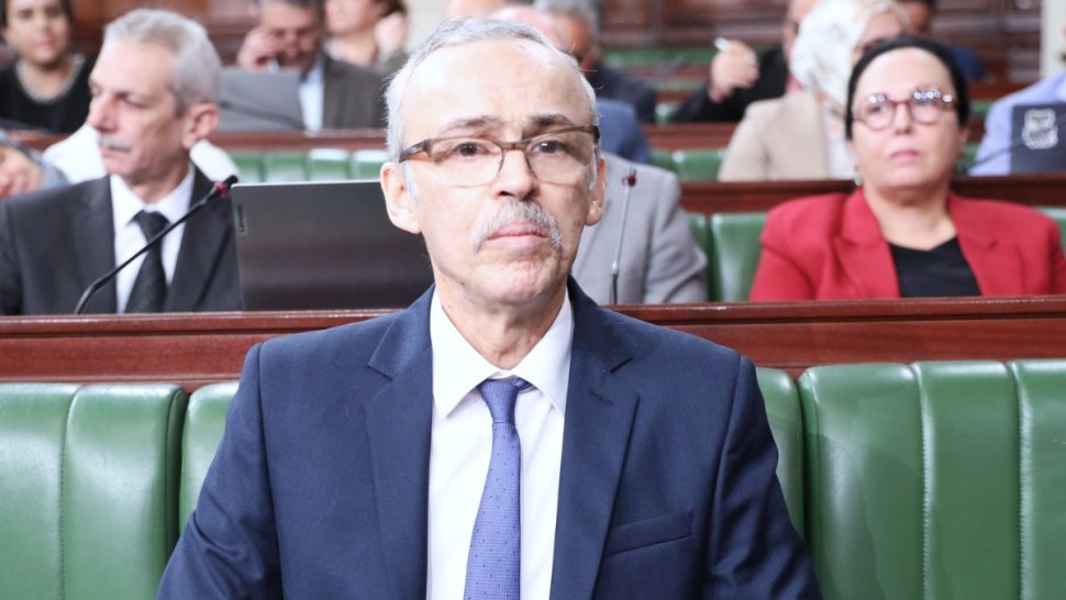 عصام الأحمر: الزيادة في الأجور ضمن مشروع قانون المالية لسنة 2026 تم وفق الإجراءات القانونية.