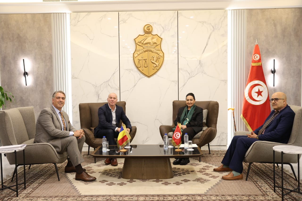 وزيرة الشؤون الثقافية تستقبل وزير الثقافة الروماني في مستهل زيارة رسمية إلى تونس