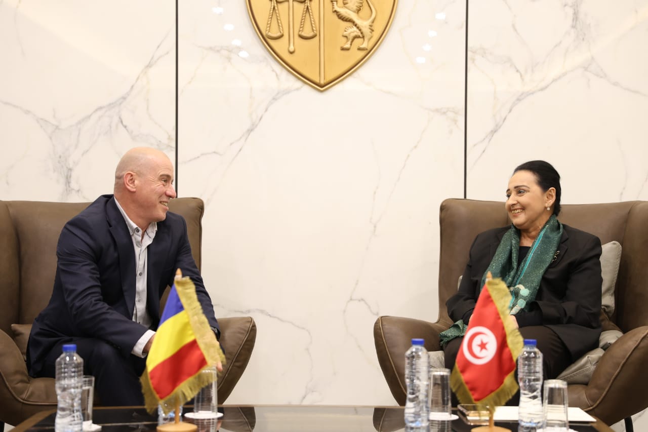 وزيرة الشؤون الثقافية تستقبل وزير الثقافة الروماني في مستهل زيارة رسمية إلى تونس