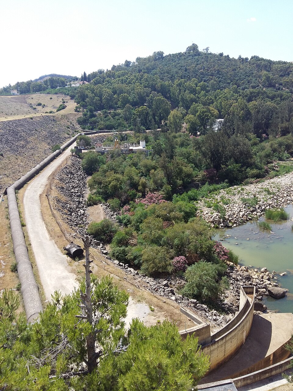 الشروع في المرحلة الثانية من المفاوضات المتعلقة بانتزاع أراض لفائدة مشروع سدّ بوهرتمة بهدف الترفيع في مخزونه المائي الى 140 مليون متر مكعب