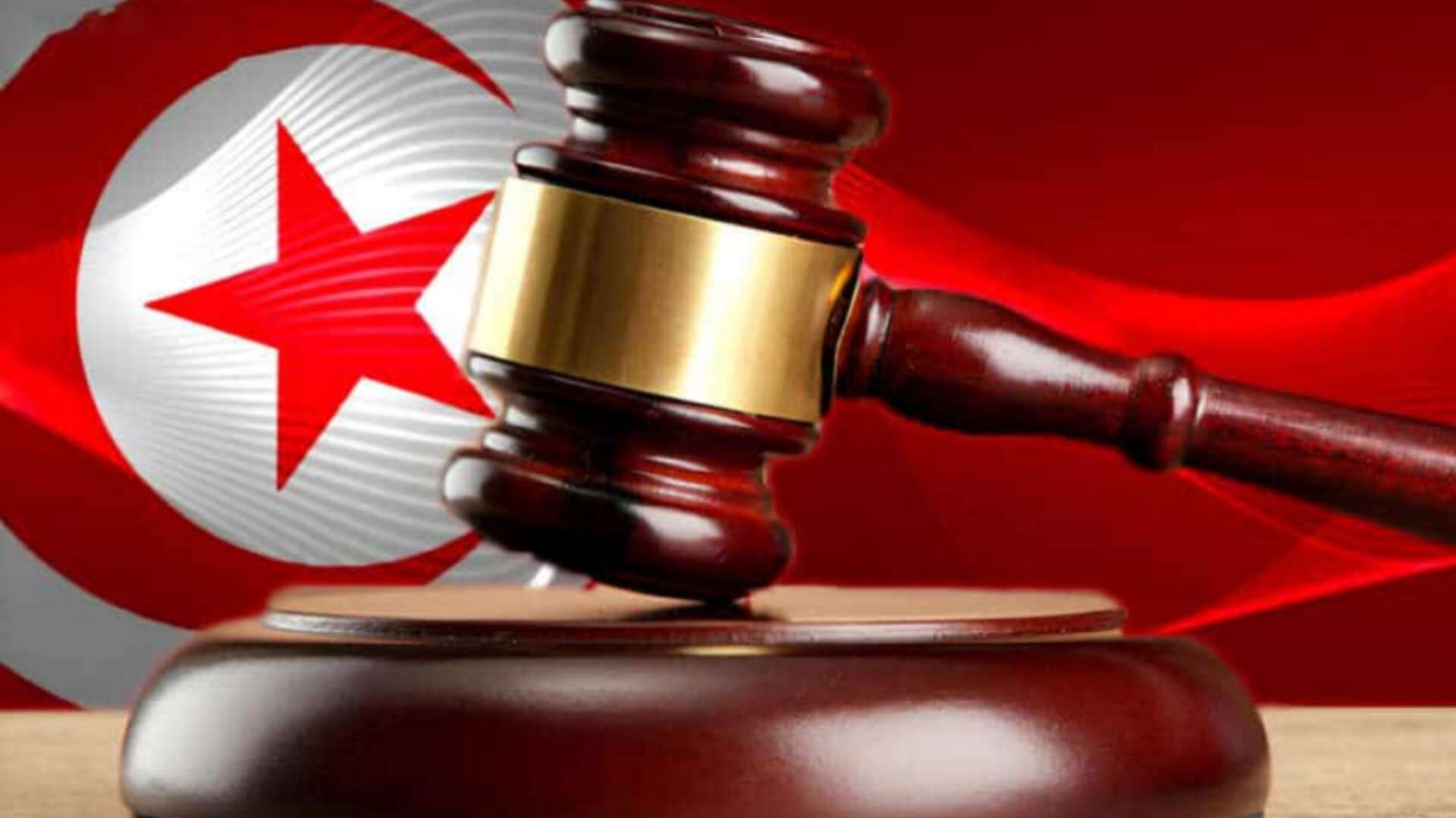 النيابة العمومية تأذن بفتح أبحاث تحقيقية ضد ثلاثة محامين بناء على شكايات من هيئة السجون والاصلاح (مصدر قضائي)