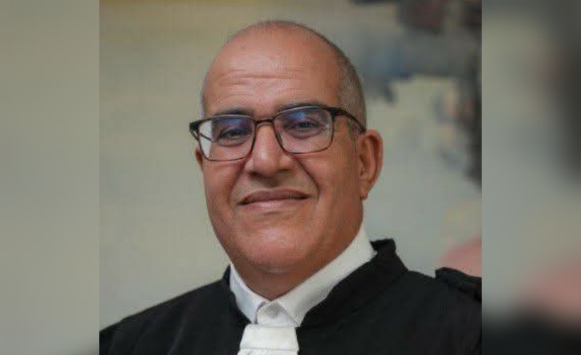 عميد المحامين يدعو مجلس الهيئة للانعقاد بصفة طارئة للنظر في منع بطاقات الزيارة للمحامين ويطالب بتحديد المسؤوليات