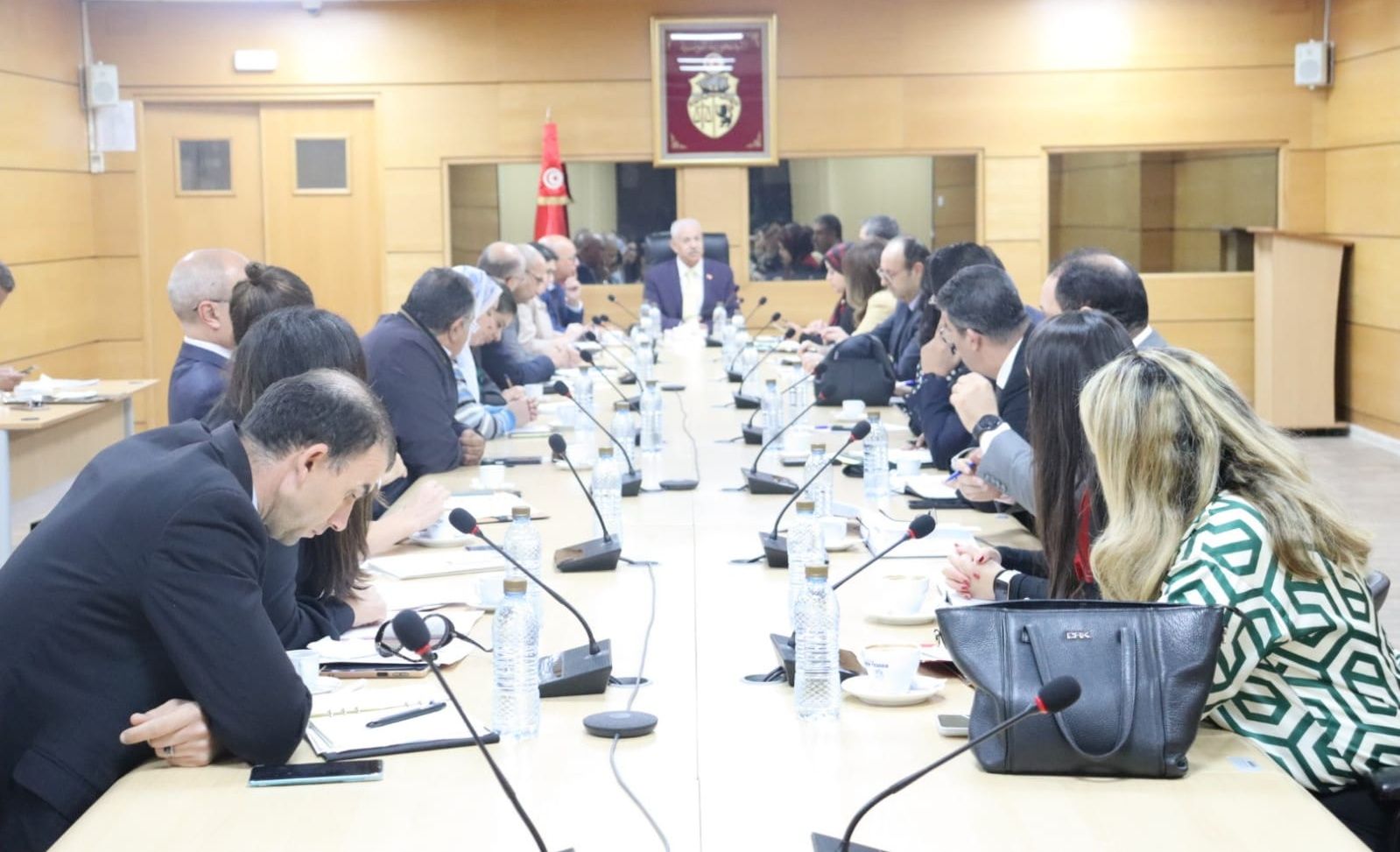 وزير التجارة يؤكد دور البنوك في تمويل الصادرات على مدار السنة وخاصة التمور وزيت الزيتون