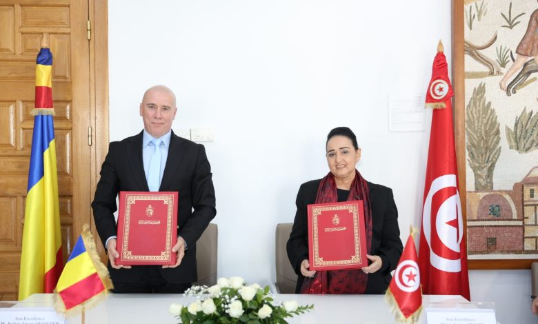 توقيع برنامج تعاون ثنائي بين وزارة الشؤون الثقافية ووزارة الثقافة الرومانية