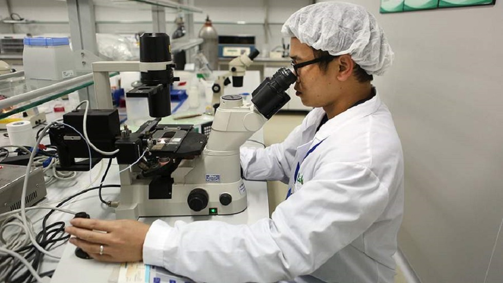 علماء صينيون يبتكرون طريقا جديدا لعلاج العقم المرتبط بالتقدم في العمر