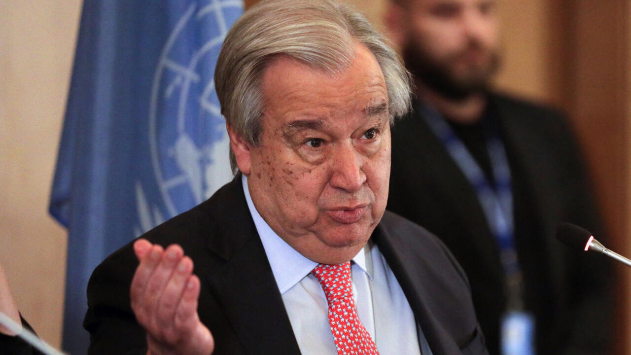 غوتيريش يدين إحراق مستوطنين صهاينة مسجدا في الضفة الغربية المحتلة