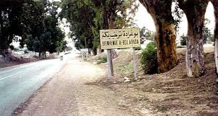 تواصل انجاز مشروع تهذيب حي الملاسين بمدينة بوعرادة