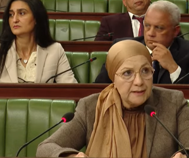 وزيرة العدل."تطوير منظومة الارشفة الالكترونية  برقمنة 4 ملايين و300 ألف حكم، إضافة إلى حوالي 30 ألف دفتر عدول إشهاد"