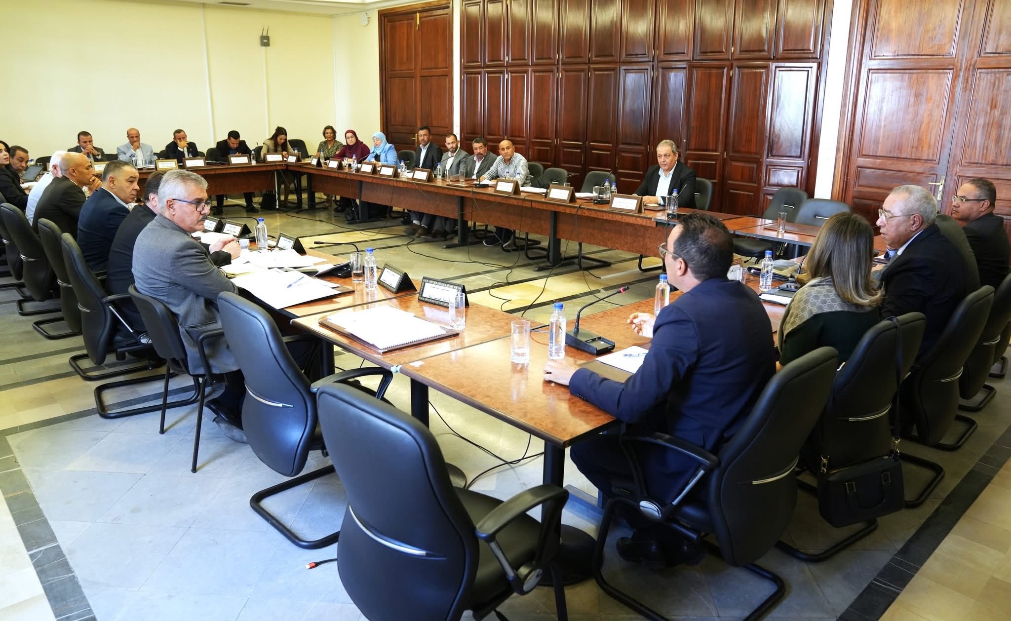 مشروع قانون المالية 2026: صناعيون في قطاع تركيب السيارات يؤكدون ان المنظومة الجبائية الحالية لا تُحفّز على الاستثمار في هذا المجال