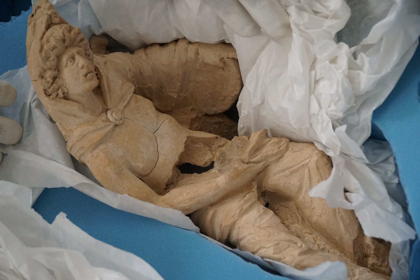 متحف باردو: استلام 30 قطعة أثرية  تمّ اكتشافها في موقع  زاما بـسليانة 