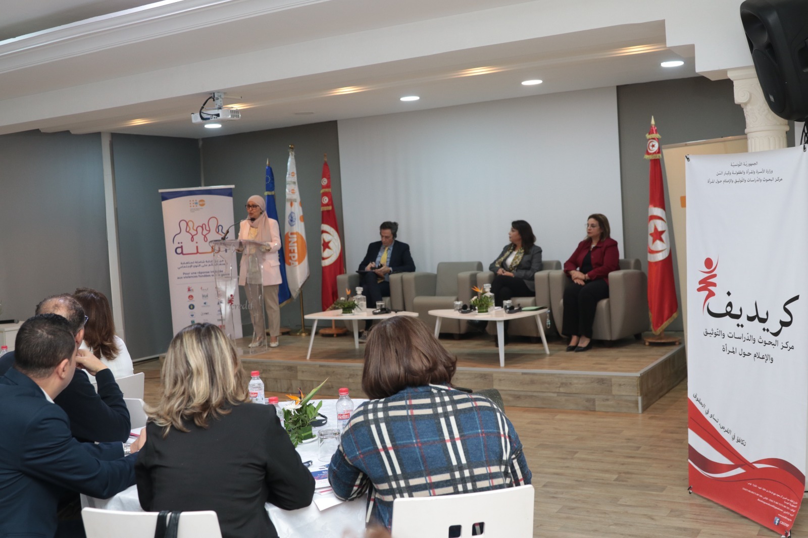 وزيرة الأسرة تفتتح ورشة عمل حول الخطّة الوطنيّة للتوعية من العنف ضد النساء والفتيات بما في ذلك في الفضاء الرّقمي